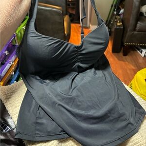 Jessica Black Nylon/Spandex Blend Camisole With Built In Underwire Bra.  New! L